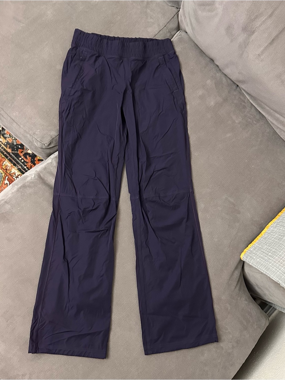 Lululemon Pant Women’s 6 Navy Blue Run Dog Runner Jogger Athleisure